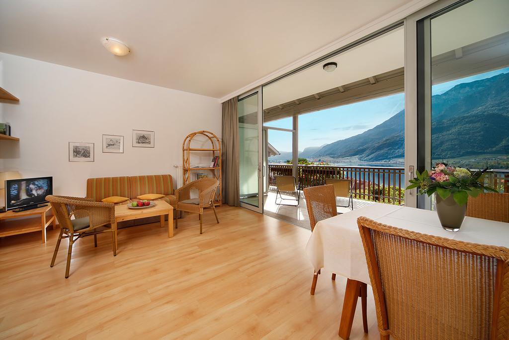 Residence Haus Kaltersee Kaltern Zimmer foto