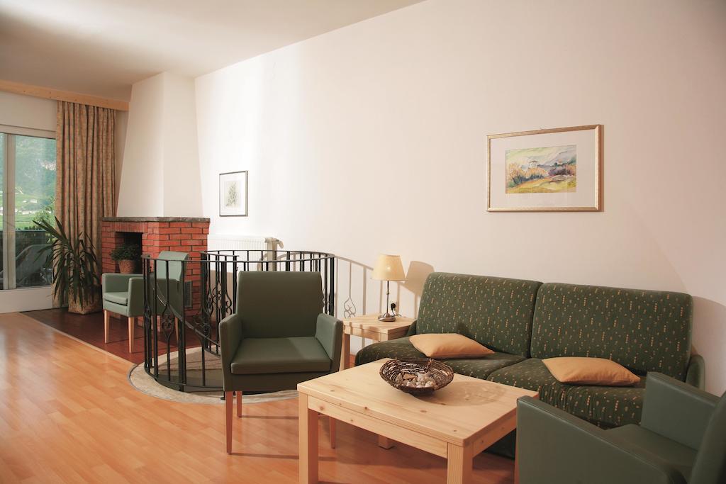 Residence Haus Kaltersee Kaltern Zimmer foto